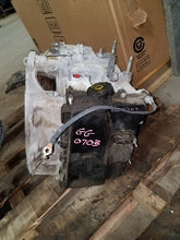 Load image into Gallery viewer, TRANSMISSION Ford Explorer Flex 14 15 16 17 18 19 FWD VIN 8 - MM1238176
