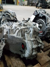 Load image into Gallery viewer, TRANSMISSION Kia Sorento 2012 12 2013 13 FWD VIN 1 - MM1240013
