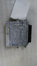 Load image into Gallery viewer, ECU ECM COMPUTER Land Rover LR3 2005 05 2006 06 2007 07 2008 08 2009 09 4.4L - MM1248345

