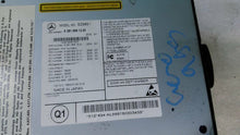 Load image into Gallery viewer, Radio  MERCEDES R-CLASS 2010 - MM1254014
