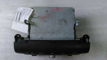 Load image into Gallery viewer, RADIO Mazda 3 2005 05 - MM1255342
