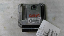 Load image into Gallery viewer, ECU ECM COMPUTER Volkswagen CC Passat 2010 10 - MM1261641
