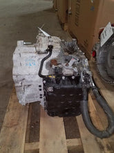 Load image into Gallery viewer, Transmission Hyundai Santa Fe 2014 - MM1269218
