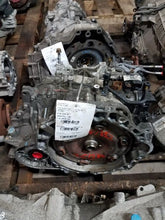 Load image into Gallery viewer, Transmission Kia Sorento 2013 - MM1279329
