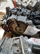 Load image into Gallery viewer, Transmission Kia Soul 2012 - MM1291740
