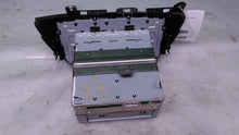 Load image into Gallery viewer, RADIO RECEIVER Odyssey 2005 05 2006 06 2007 07 2008 08 09 10 - MM1299326
