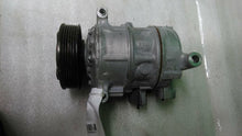 Load image into Gallery viewer, AC Compressor Volkswagen Golf 2017 - MM1300928
