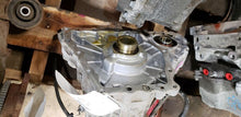 Load image into Gallery viewer, TRANSFER CASE Infiniti G37 G25 EX35 M56 2011 11 2012 12 2013 13 - MM1320922
