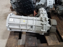 Load image into Gallery viewer, TRANSFER CASE Audi Q7 2011 11 2012 12 2013 13 2014 14 2015 15 - MM1330562
