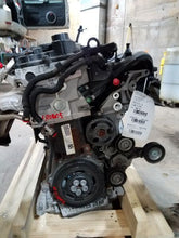Load image into Gallery viewer, ENGINE MOTOR Beetle Golf Golf GTI Jetta Passat 11-14 2.5L - MM1343018
