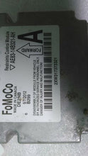 Load image into Gallery viewer, AIR BAG CONTROL MODULE COMPUTER Ford Fiesta 11 12 13 - MM1364393
