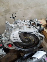 Load image into Gallery viewer, Transmission Kia Forte 2016 - MM1370003

