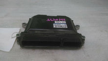 Load image into Gallery viewer, ECU ECM COMPUTER Mazda 3 2014 14 - MM1374245

