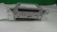 Load image into Gallery viewer, RADIO Jaguar XF XFR 2009 09 2010 10 2011 11  AM FM CD - MM1384915
