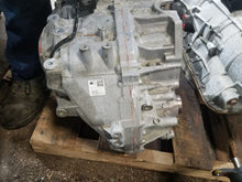Load image into Gallery viewer, Transmission  VOLVO S90 2017 - MM1385265
