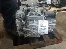 Load image into Gallery viewer, Transmission Chevrolet Equinox 2018 - MM1385521
