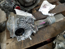 Load image into Gallery viewer, TRANSFER CASE RX350 RX350L Highlander Sienna Venza 2010-2019 - MM1386542
