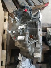 Load image into Gallery viewer, TRANSMISSION Edge Explorer Explorer Sport Trac Taurus 11-13 FWD - MM1392782
