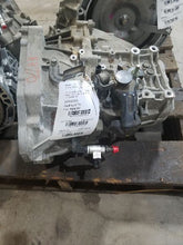 Load image into Gallery viewer, Transmission Hyundai Veloster 2013 - MM1398421
