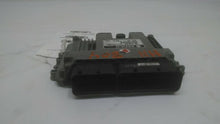 Load image into Gallery viewer, ECU ECM COMPUTER Hyundai Veloster 2012 12 - MM1400277
