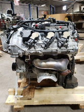 Load image into Gallery viewer, ENGINE MOTOR Mercedes-Benz E350 E550 E63 2011 11 - MM1412747
