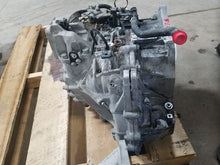 Load image into Gallery viewer, Transmission Kia Forte 2017 - MM1421218
