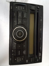 Load image into Gallery viewer, RADIO Nissan NV 1500 NV2500 NV3500 12 13 14 15 16 17 - MM1423679
