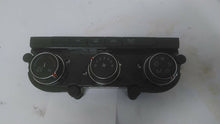 Load image into Gallery viewer, Temperature Controls Volkswagen Atlas 2018 - MM1424904
