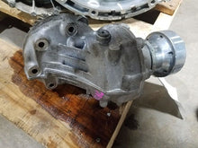 Load image into Gallery viewer, Transfer Case  INFINITI QX30 2017 - MM1436424

