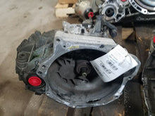 Load image into Gallery viewer, Transmission Hyundai Veloster 2013 - MM1450854
