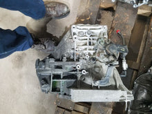 Load image into Gallery viewer, Transmission Hyundai Veloster 2013 - MM1450854
