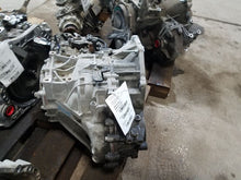 Load image into Gallery viewer, Transmission Hyundai Santa Fe 2014 - MM1457948
