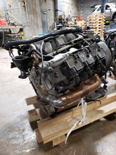 Load image into Gallery viewer, Engine Motor Chrysler Crossfire 2004 - MM1459744
