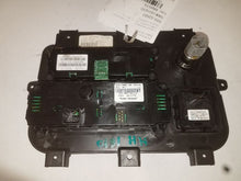 Load image into Gallery viewer, Temperature Controls Lincoln Navigator 2015 - MM1466406
