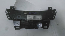 Load image into Gallery viewer, Temperature Controls Buick Lacrosse 2017 - MM1467008
