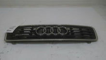 Load image into Gallery viewer, GRILLE Audi A4 2003 03 2004 04 2005 05 2006 06 Convertible Upper - MM1467077
