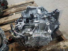 Load image into Gallery viewer, Transmission Kia Forte 2017 - MM1474838
