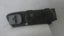 Load image into Gallery viewer, Window Switch Volkswagen Atlas 2018 - MM1475246
