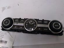 Load image into Gallery viewer, RADIO CONTROLS Land Rover LR2 2013 13 2014 14 2015 15 - MM1482563
