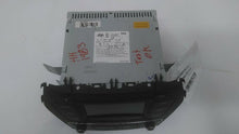 Load image into Gallery viewer, Radio Hyundai Santa Fe 2017 - MM1482992
