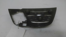 Load image into Gallery viewer, Temperature Controls Chrysler Pacifica 2017 - MM1496144
