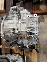 Load image into Gallery viewer, Transmission Kia Sorento 2017 - MM1499843
