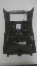 Load image into Gallery viewer, FRONT TEMPERATURE CONTROLS Town &amp; Country Caravan 08 09 10 - MM1500621

