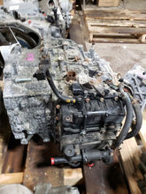 Load image into Gallery viewer, Transmission Hyundai Santa Fe 2014 - MM1501481
