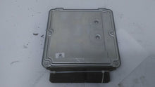 Load image into Gallery viewer, ECU ECM COMPUTER Volkswagen EOS 2009 09 2010 10 - MM1510375
