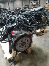 Load image into Gallery viewer, ENGINE MOTOR QX60 Pathfinder 2015 15 2016 16 3.5L VIN A - MM1512570

