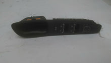 Load image into Gallery viewer, Window Switch Hyundai Santa Fe 2019 - MM1514616
