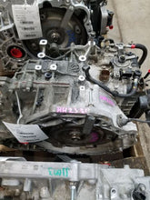 Load image into Gallery viewer, Transmission Kia Sorento 2016 - MM1515102
