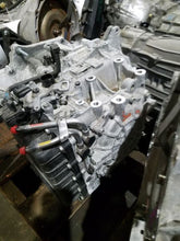 Load image into Gallery viewer, Transmission Kia Forte 2017 - MM1526248
