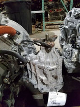 Load image into Gallery viewer, Transfer Case  LEXUS LS600HL 2008 - MM1536509
